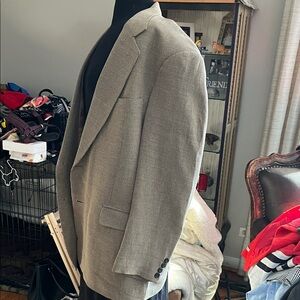 Classic Men's sports coat.   Size large